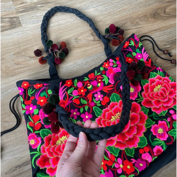 Colorful Pink and Black Floral Embroidered Purse - Made in India - Picture 5 of 17